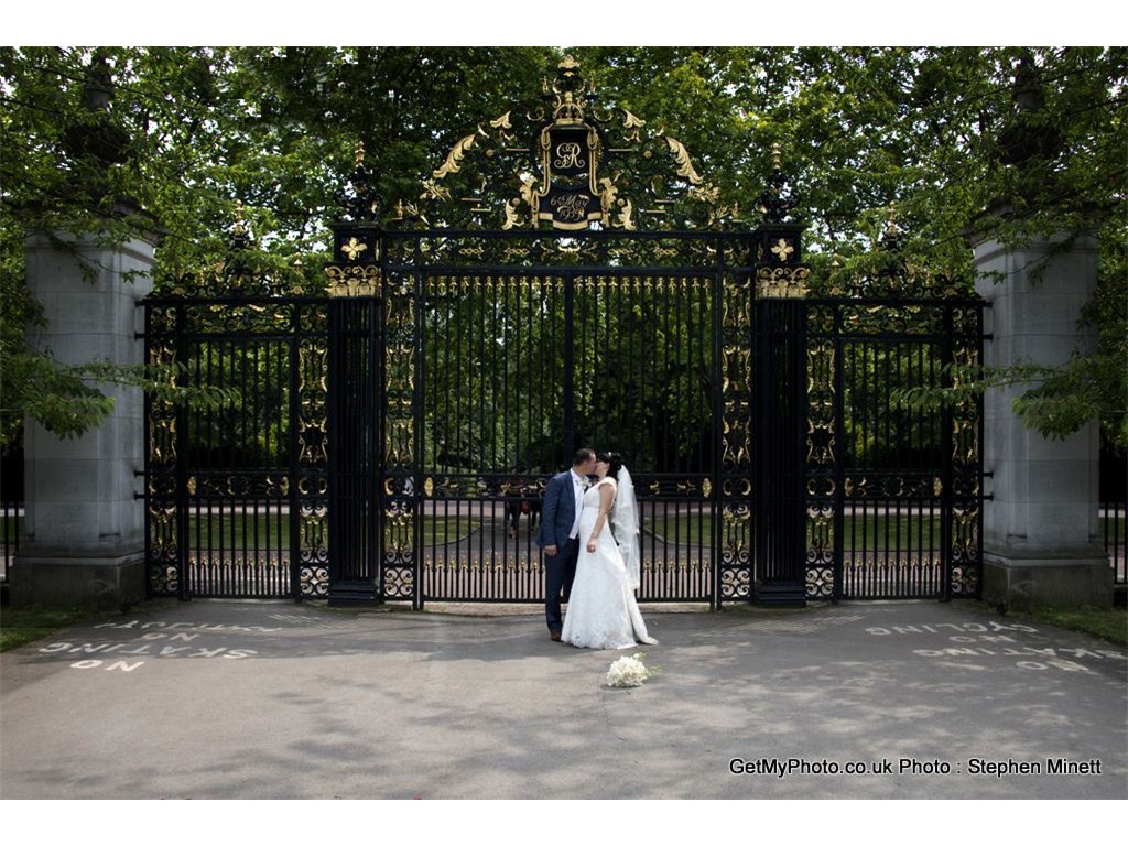 The_Gurkin_wedding_photographer_London032